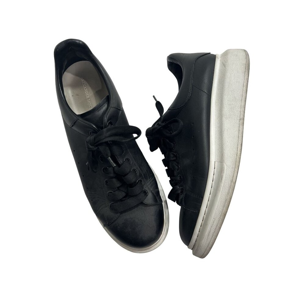 Alexander McQueen Oversized Sneaker Style 441631 in Black